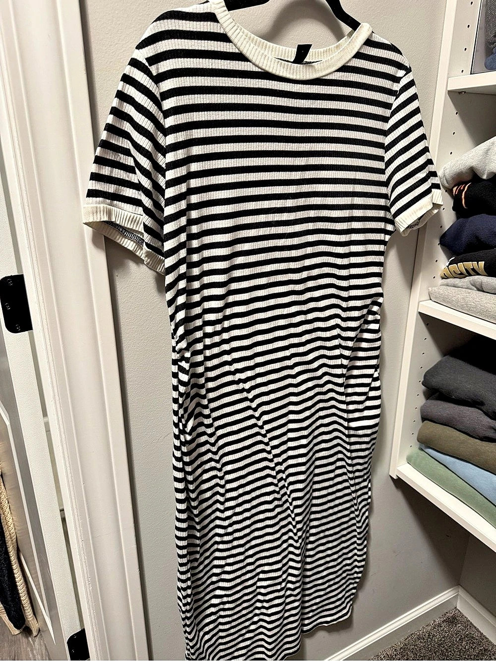 SHEIN Striped Maxi Dress Black & White Medium
